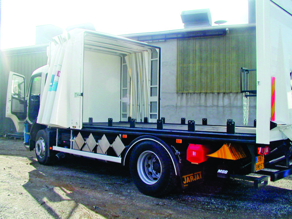 Carrosserie  parois latrales souples coulissantes (PLSC) wagon